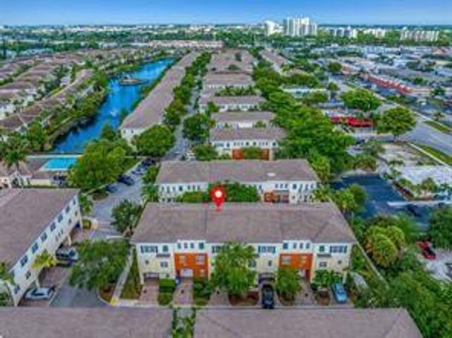 621 SW 1st Avenue 621, Pompano Beach, FL 33060