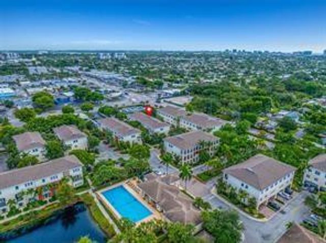 621 SW 1st Avenue 621, Pompano Beach, FL 33060