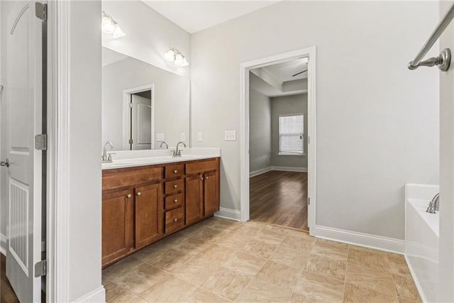 8528 Spivey Village Trail, Jonesboro, GA 30236