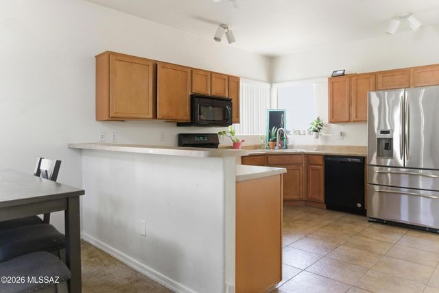 62 E Camino Limon Verde, Sahuarita, AZ 85629