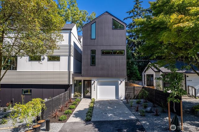 12056 20th Avenue NE, Seattle, WA 98125