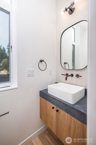 12056 20th Avenue NE, Seattle, WA 98125
