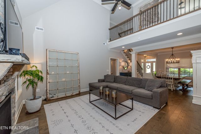 1001 Westland Creek Blvd, Knoxville, TN 37923