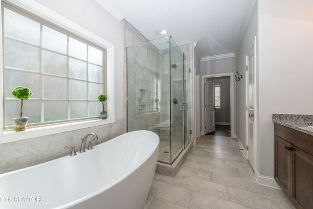 1001 Westland Creek Blvd, Knoxville, TN 37923