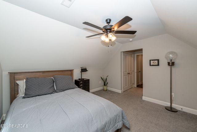 1001 Westland Creek Blvd, Knoxville, TN 37923