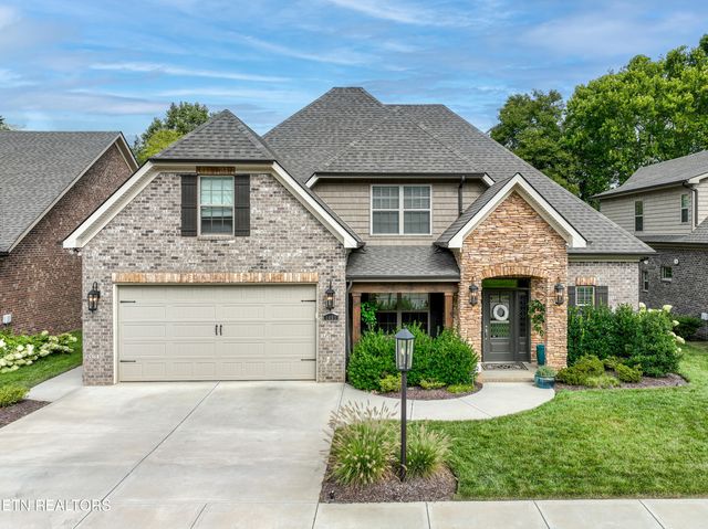 1001 Westland Creek Blvd, Knoxville, TN 37923