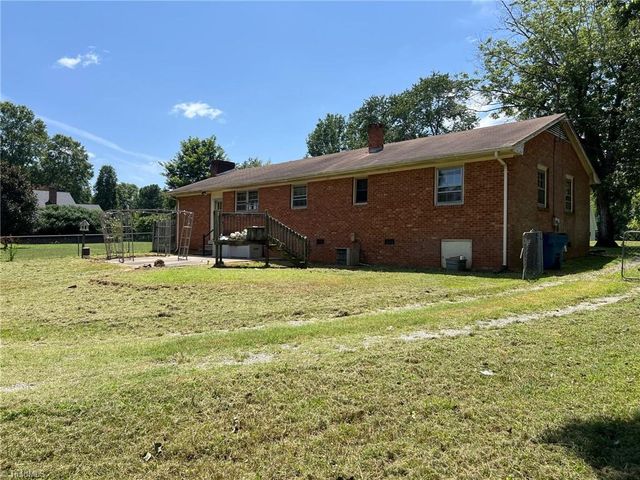 2204 Long Dairy Road, Graham, NC 27253