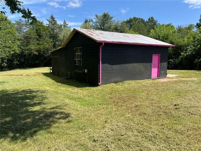 2204 Long Dairy Road, Graham, NC 27253