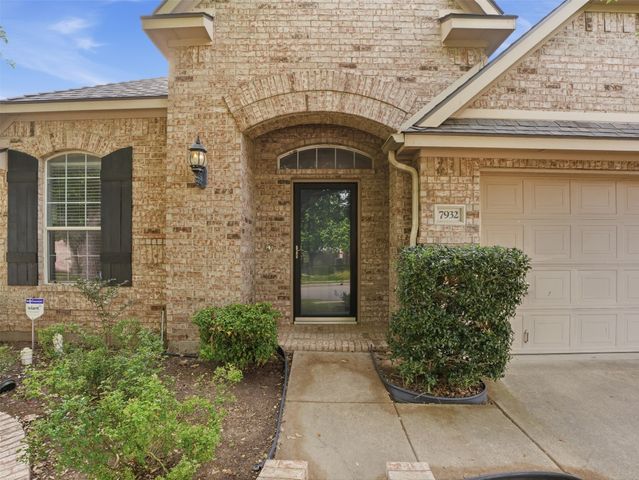 7932 Branch Hollow Trail, Fort Worth, TX 76123