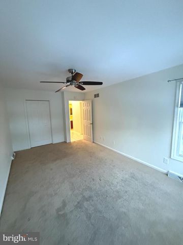 11 FAIRWAY CT, Dover, DE 19904