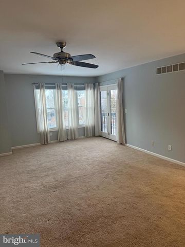 11 FAIRWAY CT, Dover, DE 19904