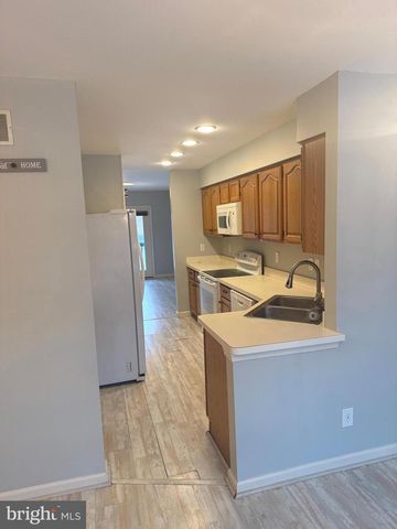 11 FAIRWAY CT, Dover, DE 19904