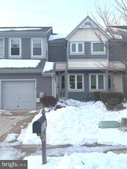 11 FAIRWAY CT, Dover, DE 19904