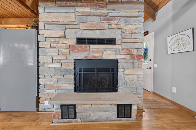 6126 Overlook Drive, Mcfarland, WI 53558