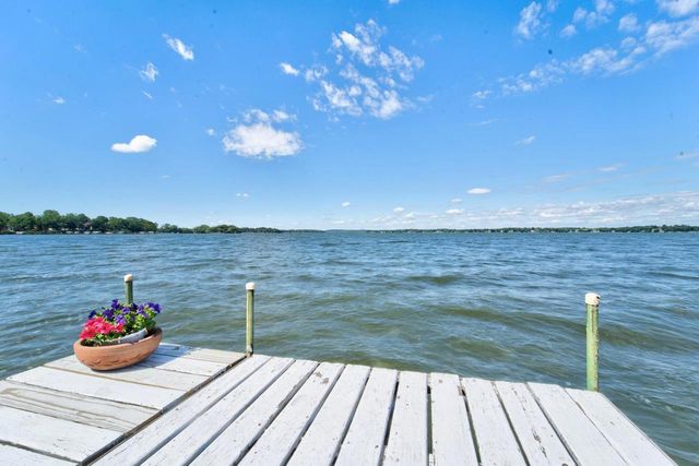 6126 Overlook Drive, Mcfarland, WI 53558