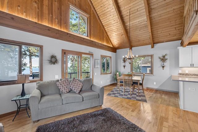 6126 Overlook Drive, Mcfarland, WI 53558