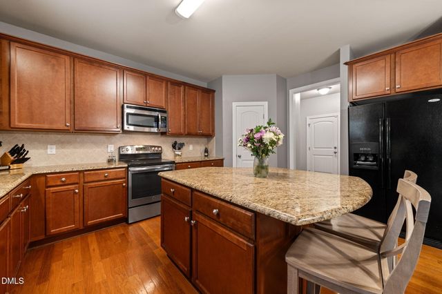 1550 Lake Louise Lane, Fuquay Varina, NC 27526