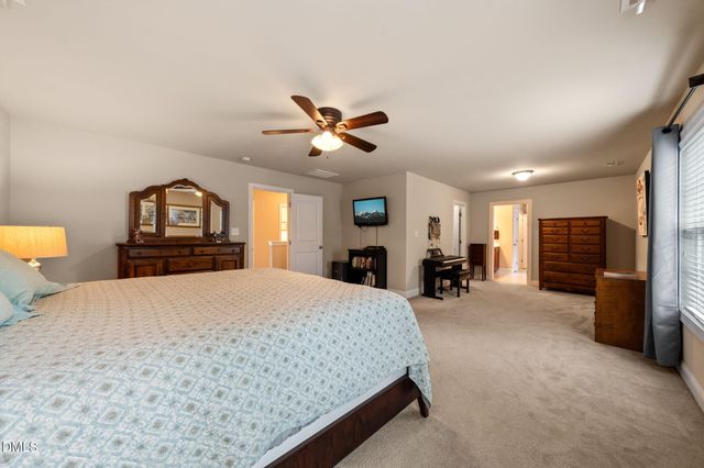 1550 Lake Louise Lane, Fuquay Varina, NC 27526