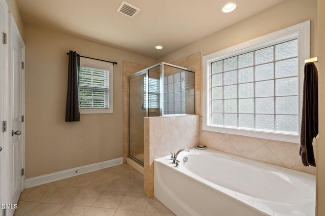 1550 Lake Louise Lane, Fuquay Varina, NC 27526