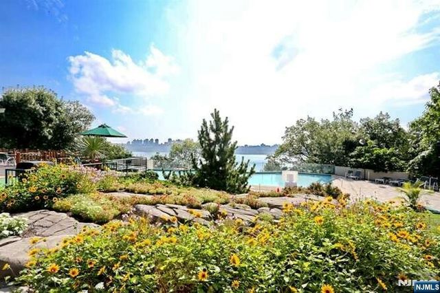1 Horizon Road 632, Fort Lee, NJ 07024