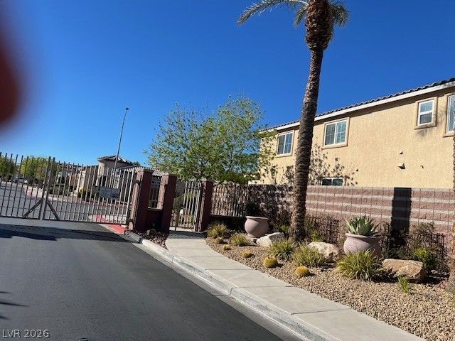 6524 Greenlet Avenue, North Las Vegas, NV 89084