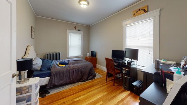 48 South Crescent Circuit 2, Boston, MA 02135