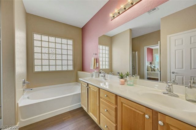 2700 Rue Montpellier Avenue, Henderson, NV 89044