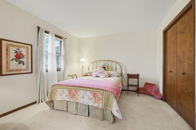 1958 Camille Drive Se, City Of Kentwood, MI 49546