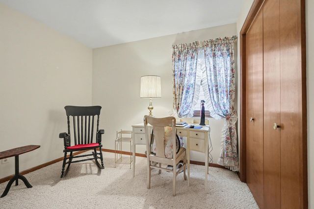 1958 Camille Drive Se, City Of Kentwood, MI 49546