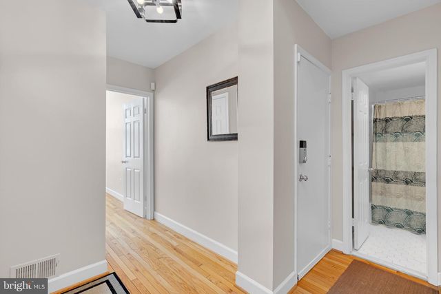 1465 HAMPTON HILL CIR, Mclean, VA 22101