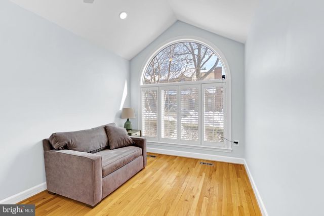 1465 HAMPTON HILL CIR, Mclean, VA 22101