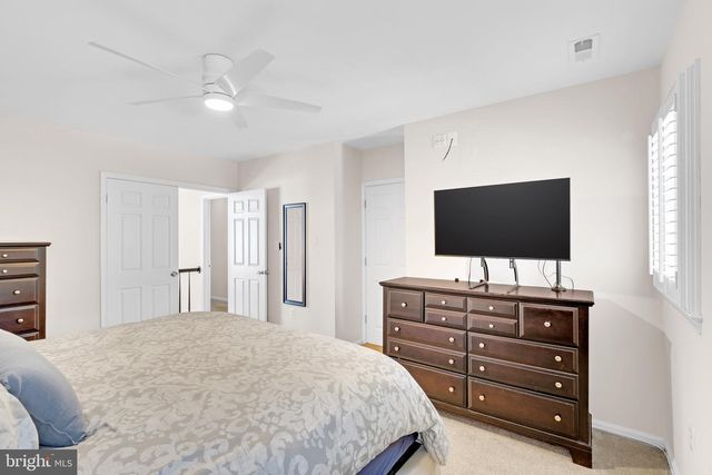 1465 HAMPTON HILL CIR, Mclean, VA 22101