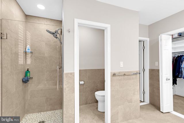 1465 HAMPTON HILL CIR, Mclean, VA 22101