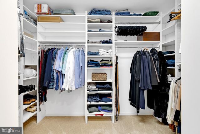 1465 HAMPTON HILL CIR, Mclean, VA 22101