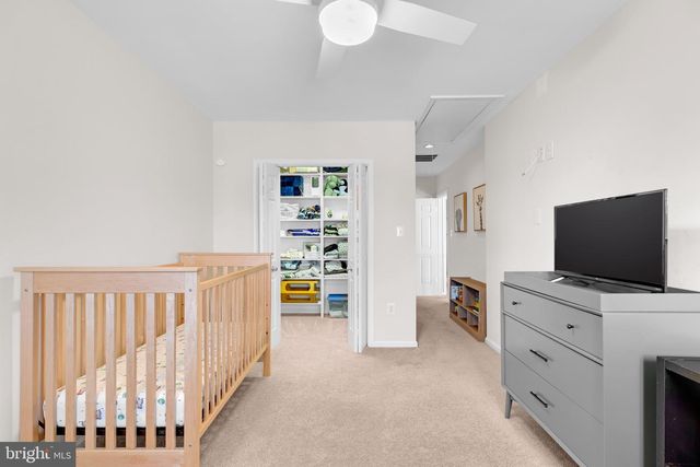 1465 HAMPTON HILL CIR, Mclean, VA 22101