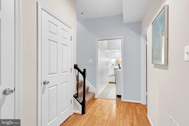 1465 HAMPTON HILL CIR, Mclean, VA 22101