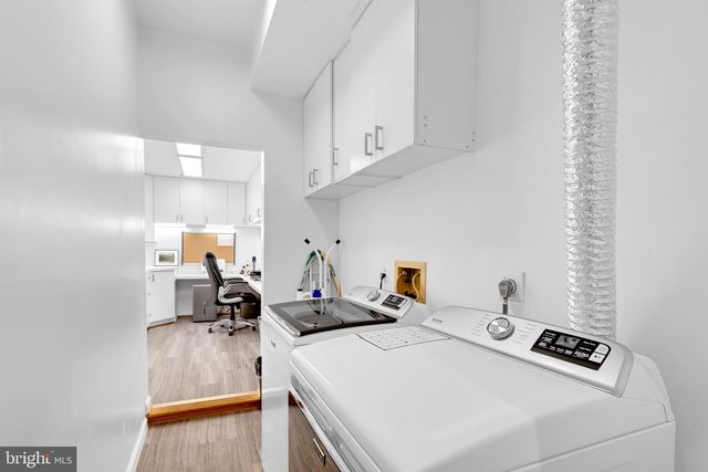 1465 HAMPTON HILL CIR, Mclean, VA 22101