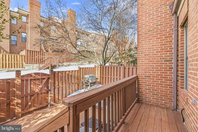 1465 HAMPTON HILL CIR, Mclean, VA 22101