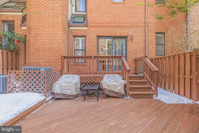 1465 HAMPTON HILL CIR, Mclean, VA 22101