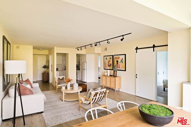 969 Hilgard Avenue 307, Los Angeles, CA 90024