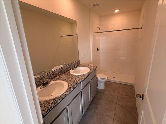 17534 CRESCENT MOON LOOP, Bradenton, FL 34211