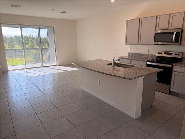 17534 CRESCENT MOON LOOP, Bradenton, FL 34211