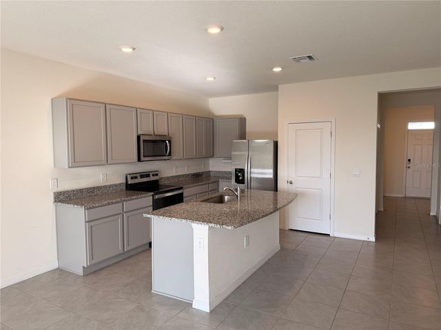 17534 CRESCENT MOON LOOP, Bradenton, FL 34211