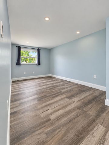 115 Walker Avenue Unit d, Greenacres, FL 33463