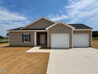 200 Piper Pointe Drive, Pikeville, NC 27863
