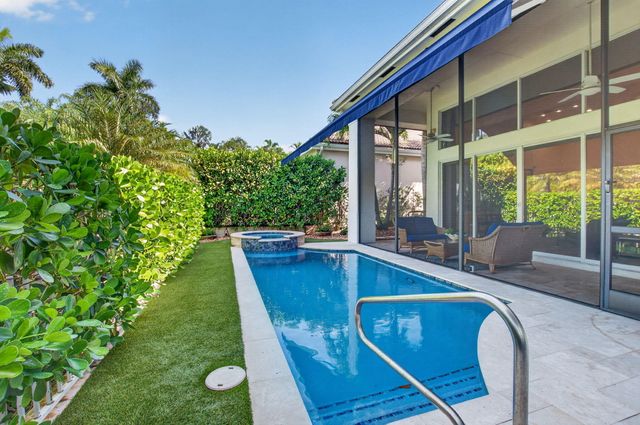 7011 ISLEGROVE Place, Boca Raton, FL 33433