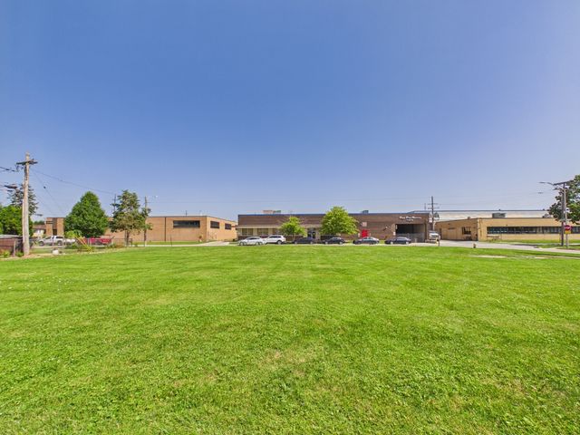 1634 N 32nd Avenue, Melrose Park, IL 60160