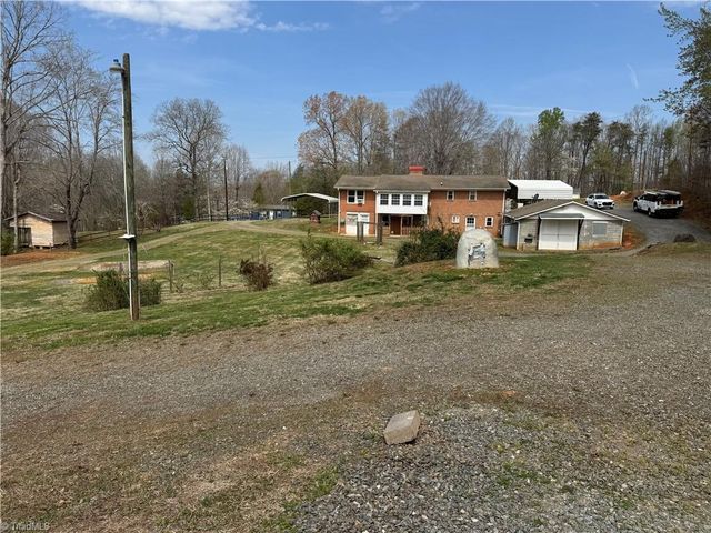 3000 Tesh Road, Germanton, NC 27019