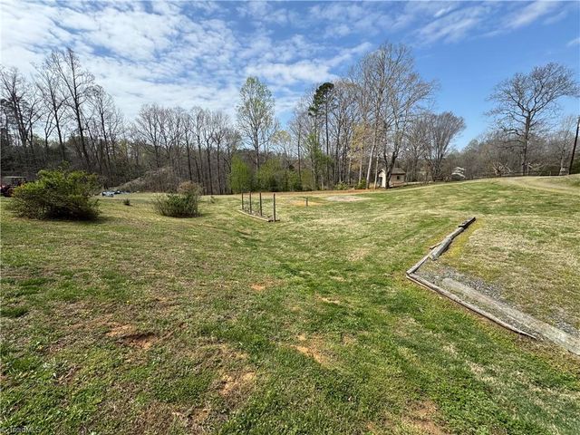 3000 Tesh Road, Germanton, NC 27019