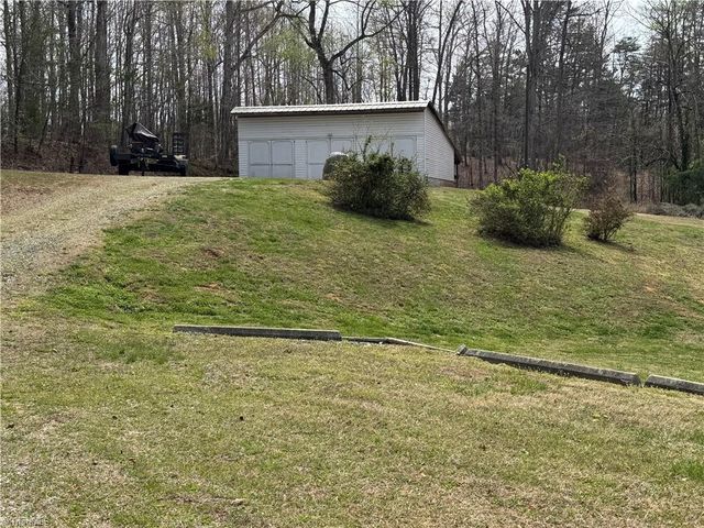 3000 Tesh Road, Germanton, NC 27019